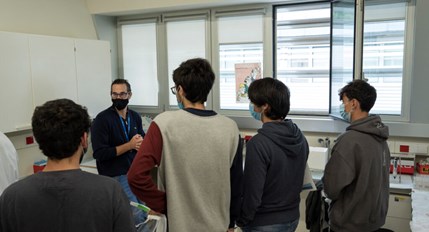 Alumnado do IES Johan Carballeira visita o CINBIO
